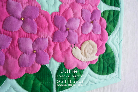 6月のミニタペストリー*紫陽花* [ハワイアンキルトバッグの 6月のミニタペストリー*紫陽花* [ハワイアンキルトバッグの